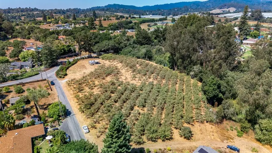 125 Gilchrist Way, Watsonville, CA 95076 - Image #2