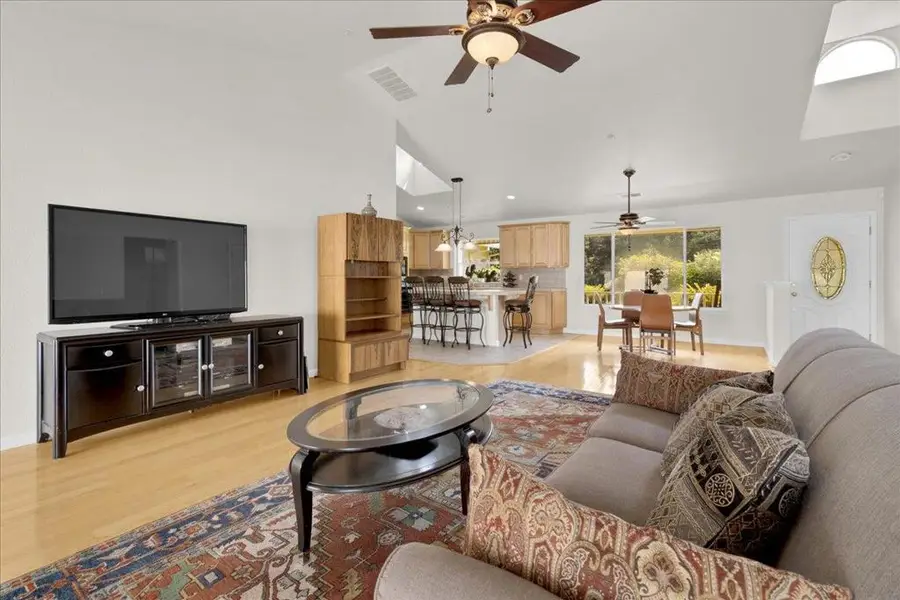 817 Lewis Road, Royal Oaks, CA 95076 - Image #3