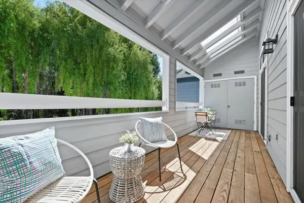 1735 Parkview Green Circle, San Jose, CA 95131