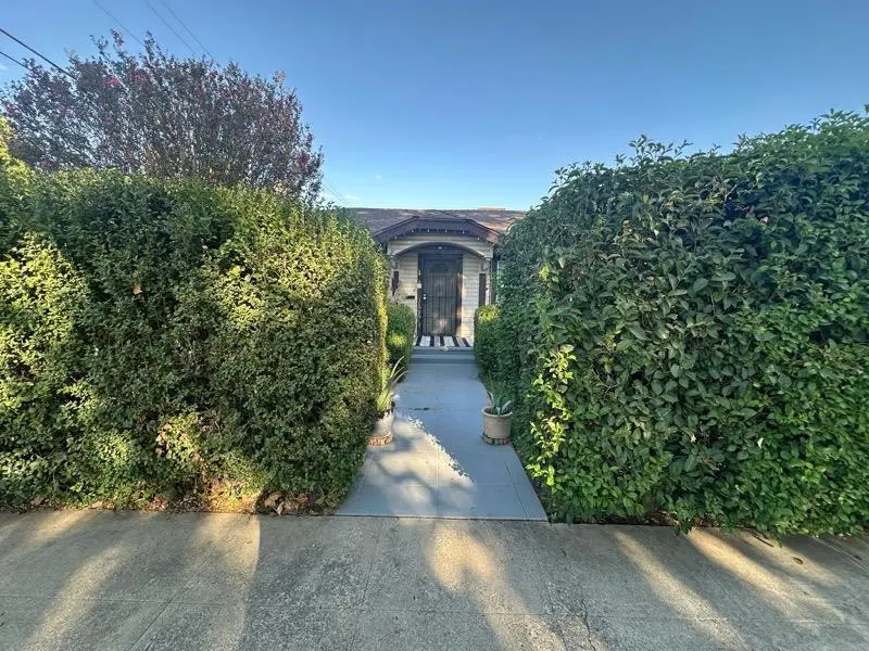 1102 California Avenue, Los Banos, CA 93635 - Image #2