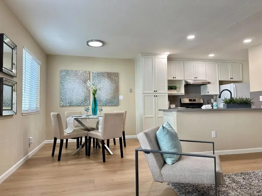 2122 Arroyo Court #3, Pleasanton, CA 94588 - Image #2