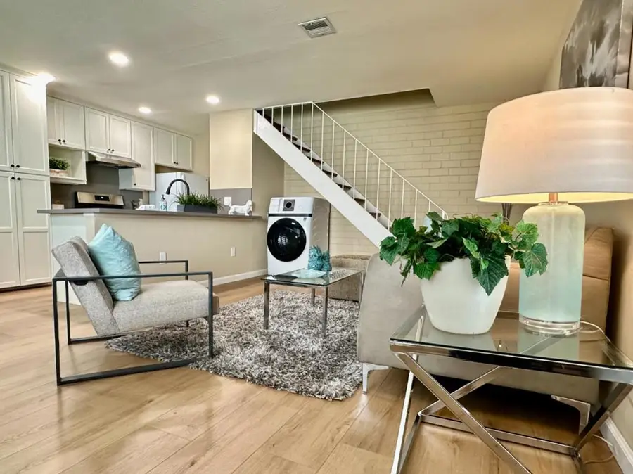 2122 Arroyo Court #3, Pleasanton, CA 94588 - Image #3