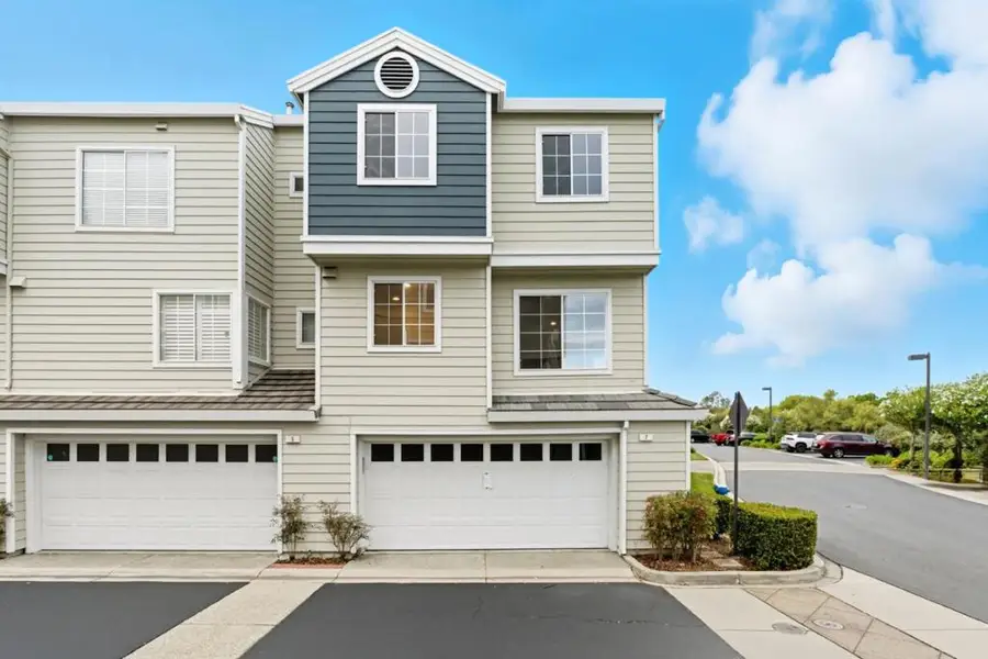 7 Chart Lane, Redwood City, CA 94065 - Image #2