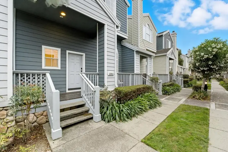 7 Chart Lane, Redwood City, CA 94065 - Image #3