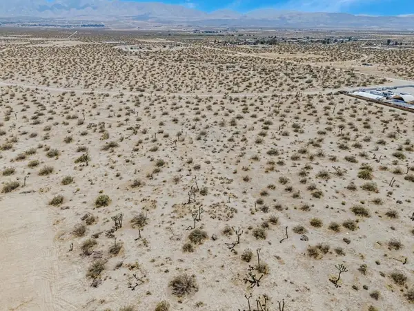 Vic 122nd Ste, Littlerock, CA 93543