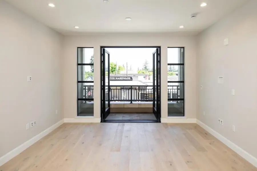 450 First Street #204, Los Altos, CA 94022 - #3