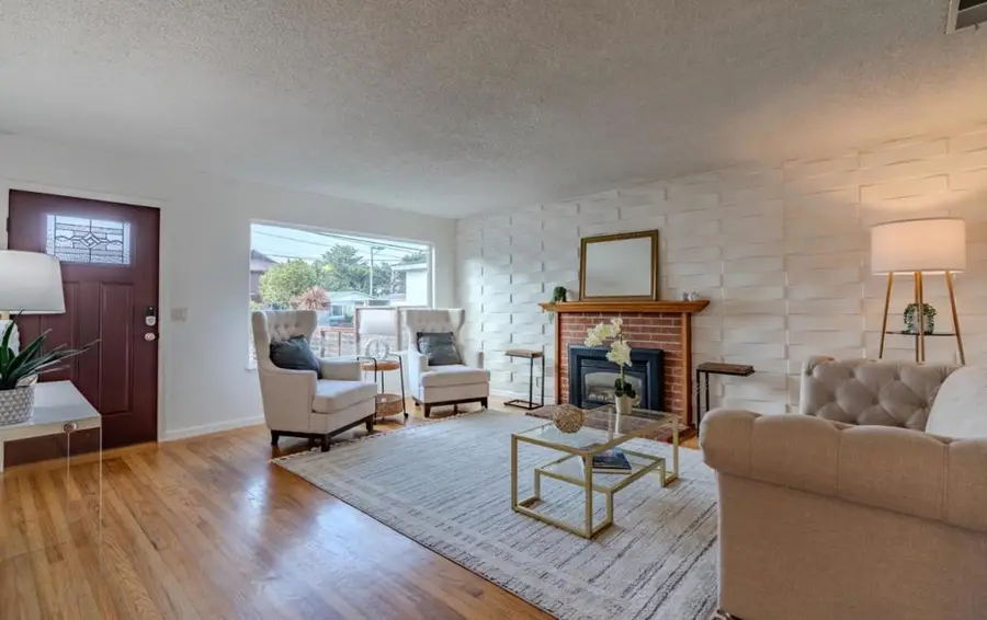 711 Lundy Way, Pacifica, CA 94044 - Image #3