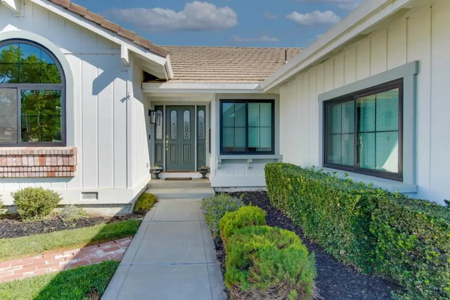 350 Tina Drive, Hollister, CA 95023 - Image #3
