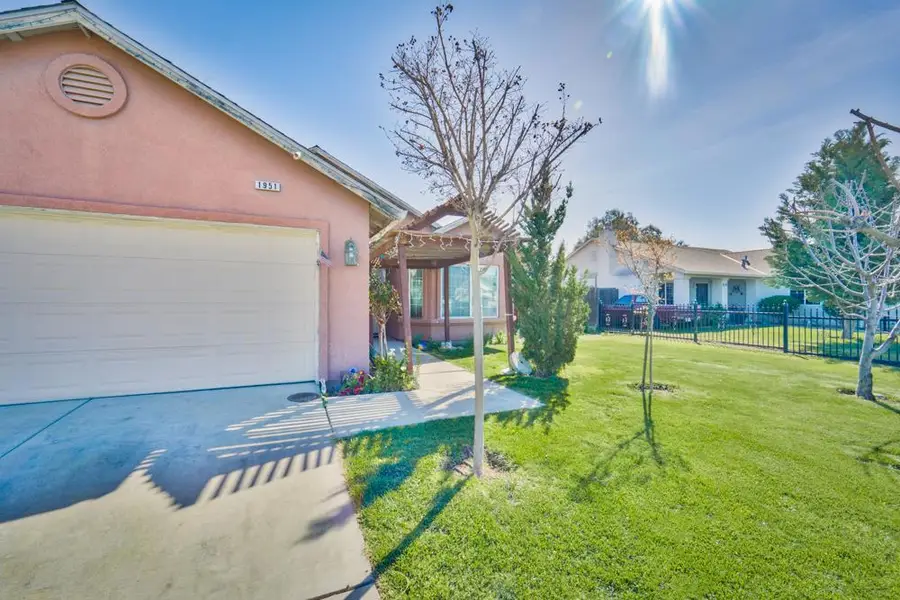 1951 Mcdonald Avenue, Dos Palos, CA 93620 - Image #3