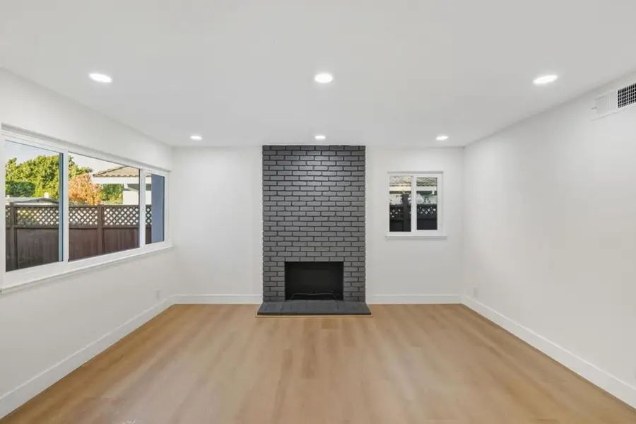 374 Manzanita Court, Milpitas, CA 95035 - Image #3