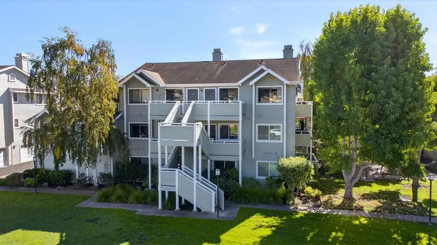 41 Grandview Street #1204, Santa Cruz, CA 95060 - Image #3