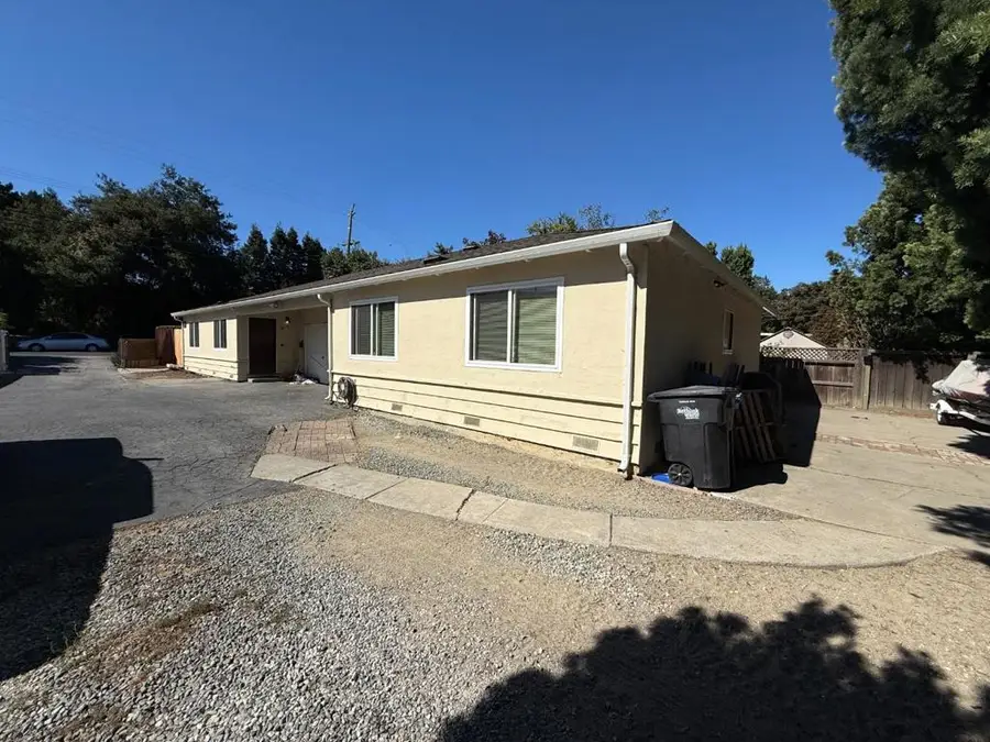1811 Woodland Avenue, East Palo Alto, CA 94303 - Image #3