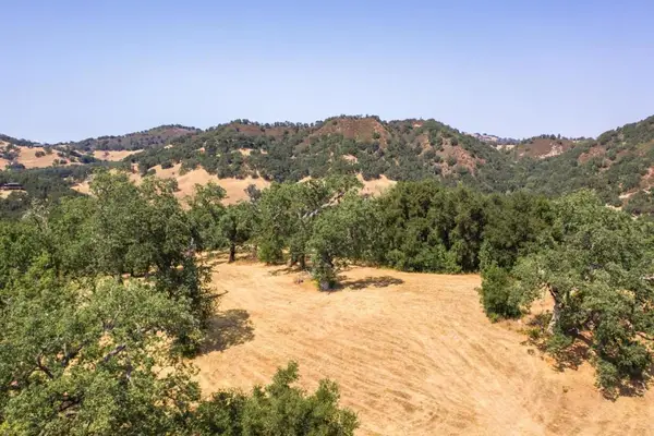 39 Arroyo Sequoia, Carmel Valley, CA 93923