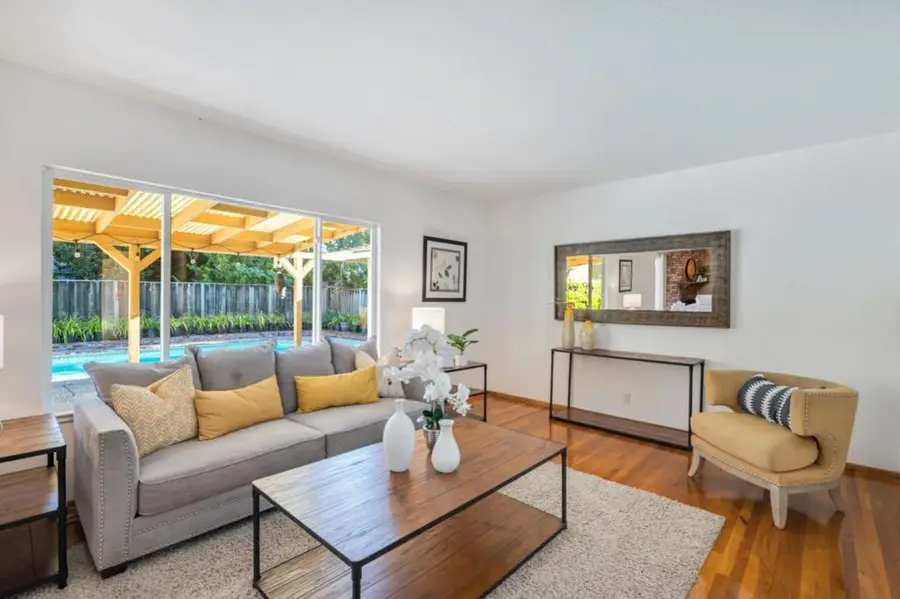 981 San Marcos Circle, Mountain View, CA 94043 - Image #3