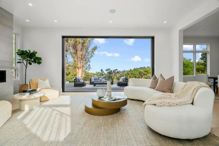 60 Glengarry Way, Hillsborough, CA 94010 - Image #3