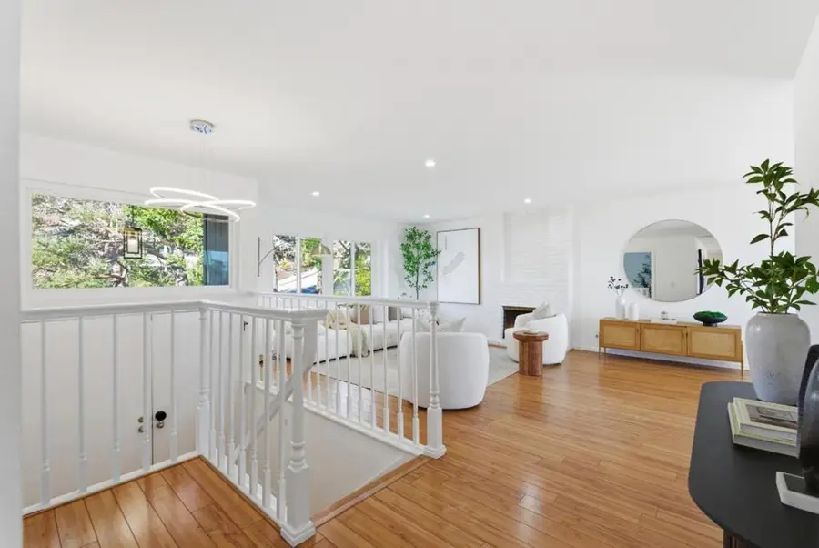 147 Leslie Drive, San Carlos, CA 94070 - Image #3