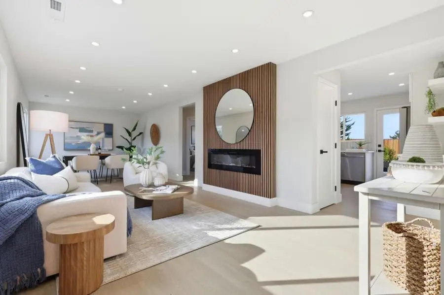 324 Glencourt Way, Pacifica, CA 94044 - Image #3