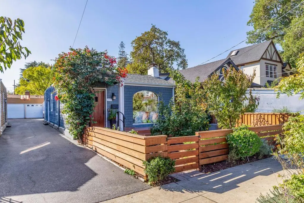 2100 Oberlin Street, Palo Alto, CA 94306 - Image #1