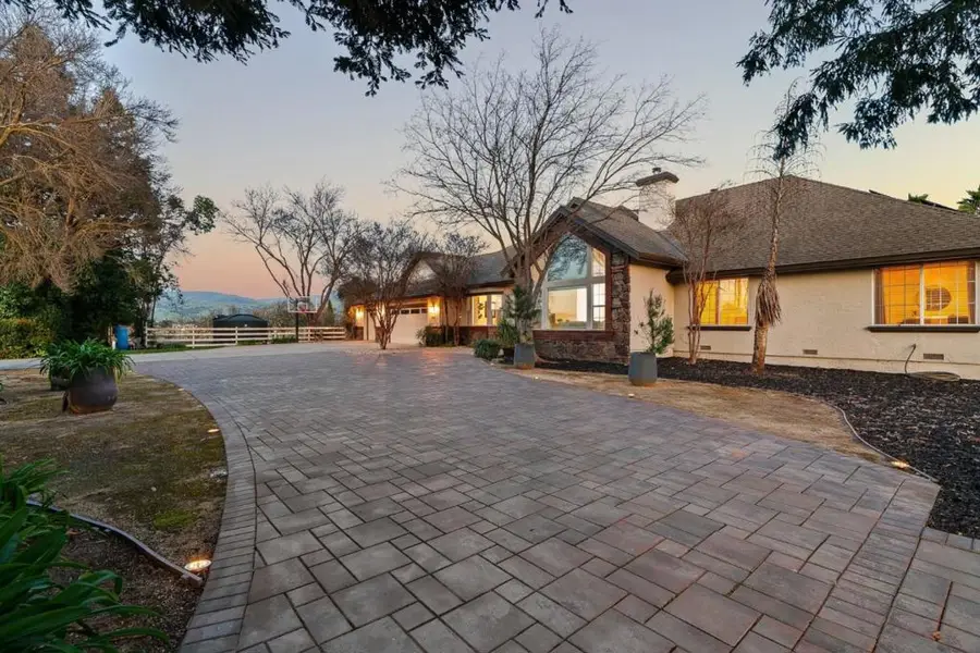 380 W Middle Avenue, Morgan Hill, CA 95037 - #3