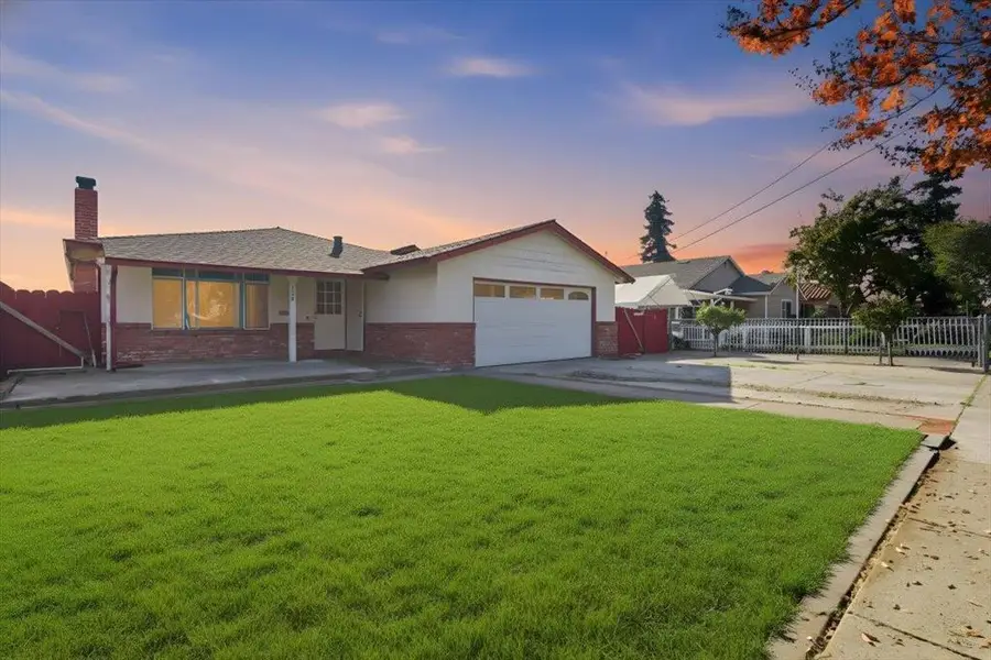236 S Claremont Avenue, San Jose, CA 95127 - Image #2