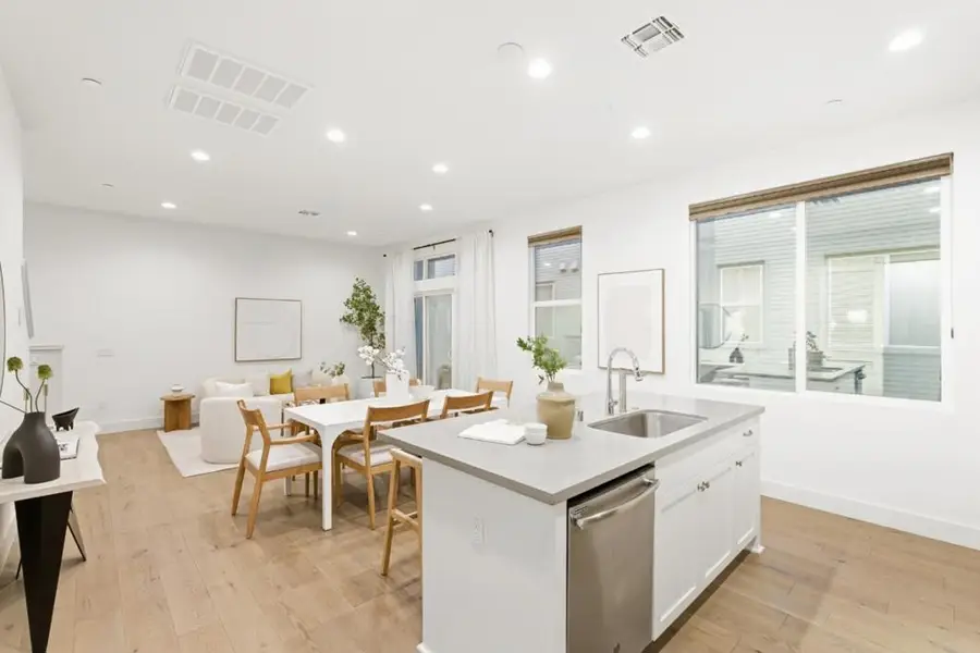 254 Terraine Street, San Jose, CA 95110 - Image #2