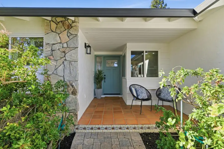 141 Fairmead Lane, Los Gatos, CA 95032 - Image #2