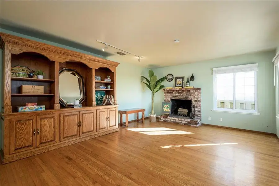 855 Sierra Street, Moss Beach, CA 94038 - Image #3