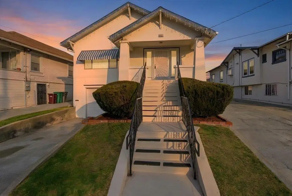 940 37th, Oakland, CA 94608 - #1