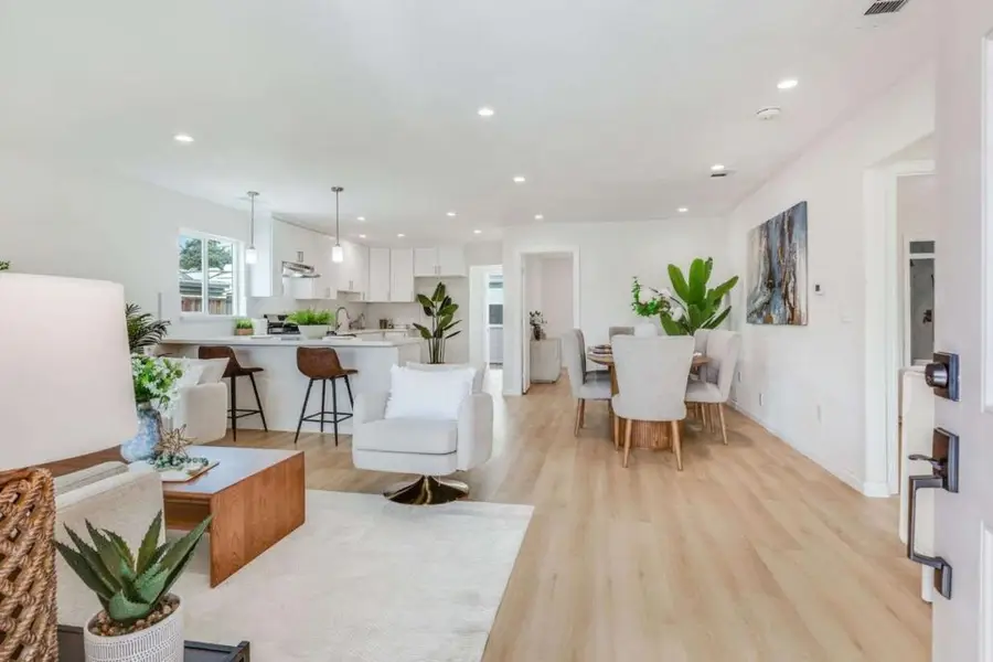 86 N Claremont Avenue, San Jose, CA 95127 - #3