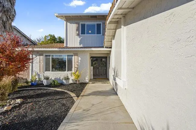 819 Cumberland Drive, Gilroy, CA 95020 - Image #3