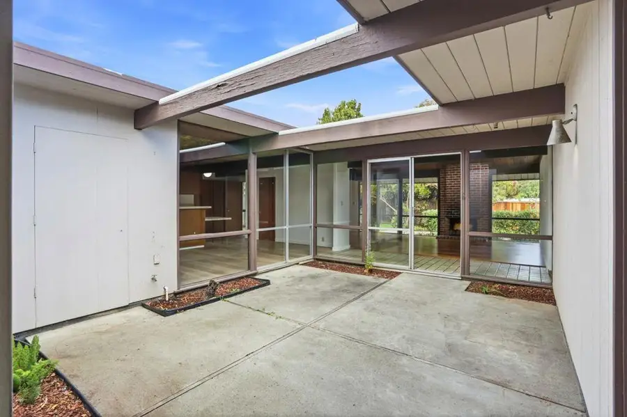 827 Cumberland Drive, Sunnyvale, CA 94087 - Image #3