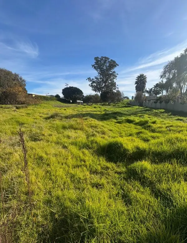 3137 Miller Road, Royal Oaks, CA 95076