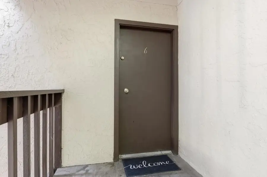 285 Tradewinds Drive #6, San Jose, CA 95123 - #3