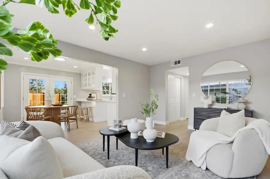 1078 Oaktree Drive, San Jose, CA 95129 - Image #2