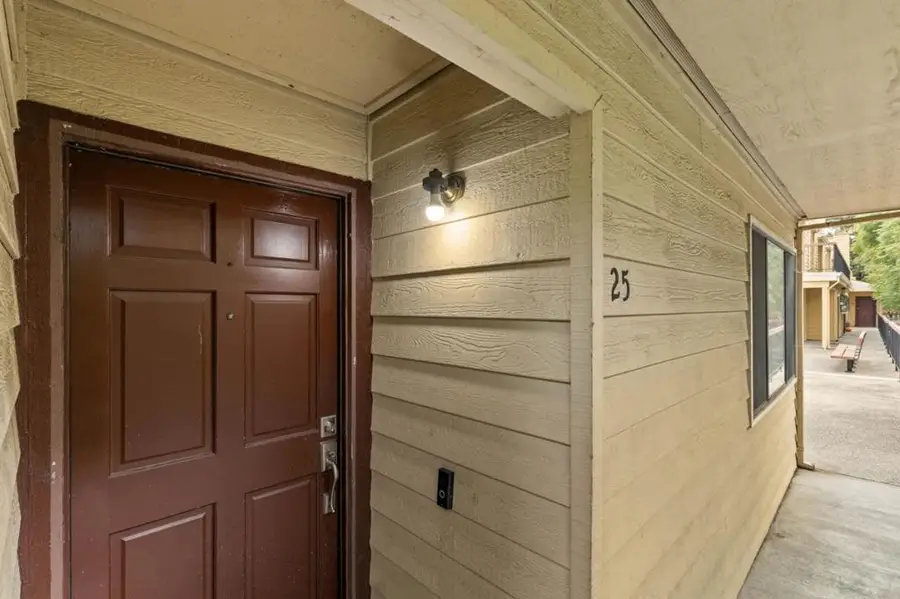 461 Northlake Drive #25, San Jose, CA 95117 - Image #2
