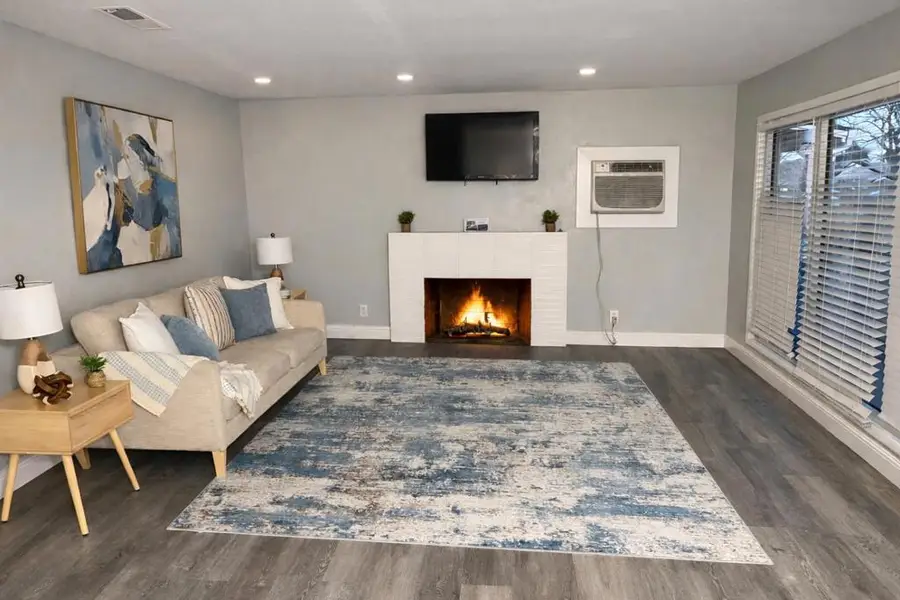 1805 De Ovan Avenue, Stockton, CA 95204 - #3