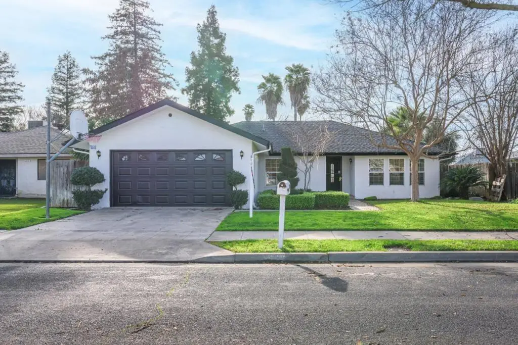 2820 Driftwood Drive, Madera, CA 93637 - Image #1