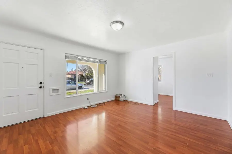 264 N 34th, San Jose, CA 95116 - #2
