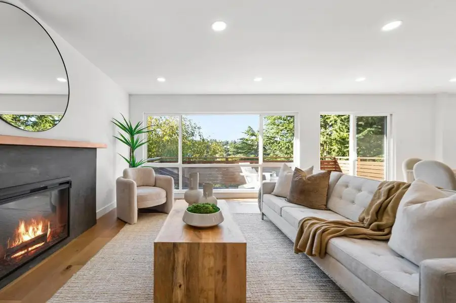 23 Treetop Lane, San Mateo, CA 94402 - Image #3