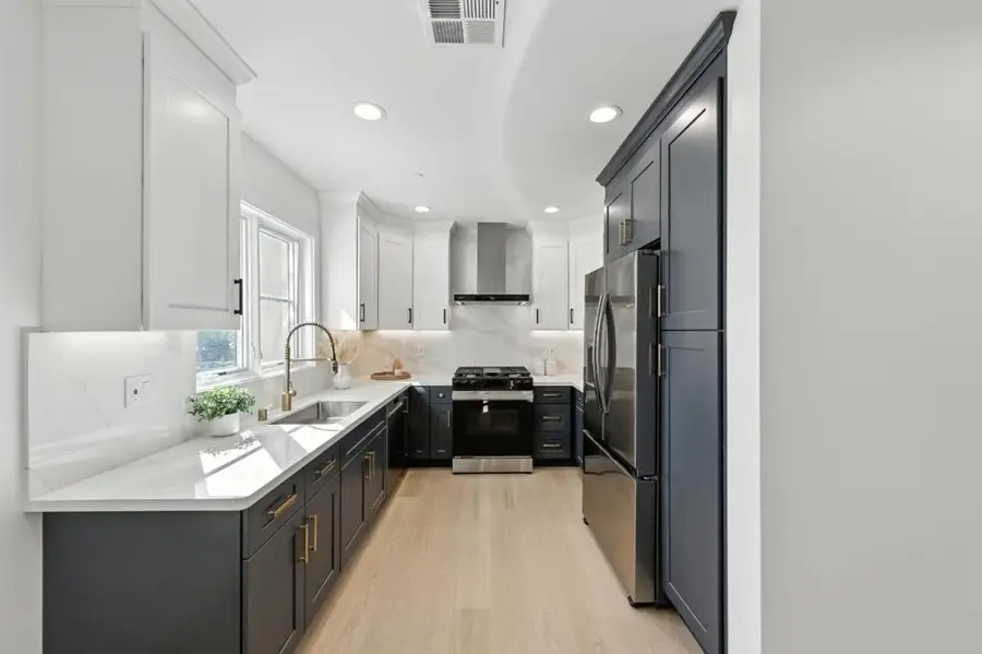 560 El Camino Real #201, San Carlos, CA 94070 - Image #2