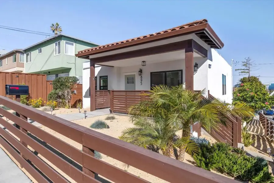 895 Laurel Avenue, Belmont, CA 94002 - Image #3