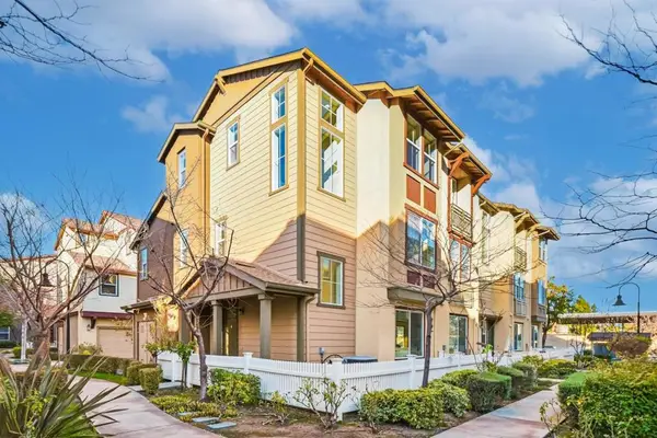 214 Peppermint Tree Terrace #1, Sunnyvale, CA 94086