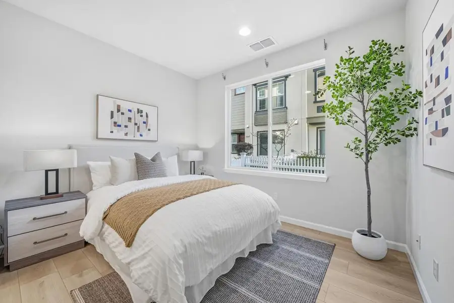 214 Peppermint Tree Terrace #1, Sunnyvale, CA 94086 - Image #2