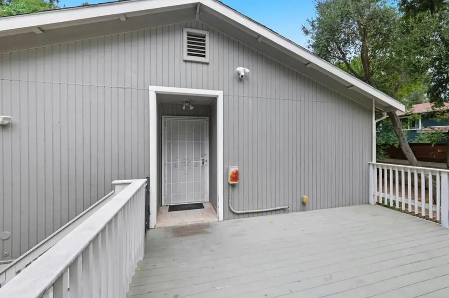 21564 Mary Alice Way, Los Gatos, CA 95033 - Image #3