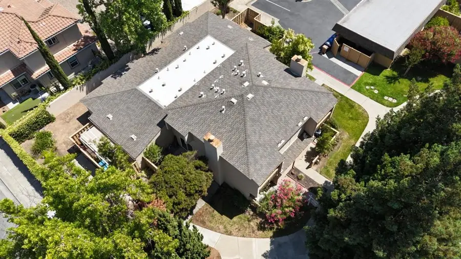 125 Connemara Way #98, Sunnyvale, CA 94087 - Image #2