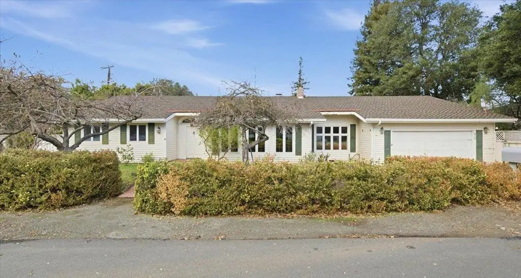 915 Berry Avenue, Los Altos, CA 94024 - Image #1