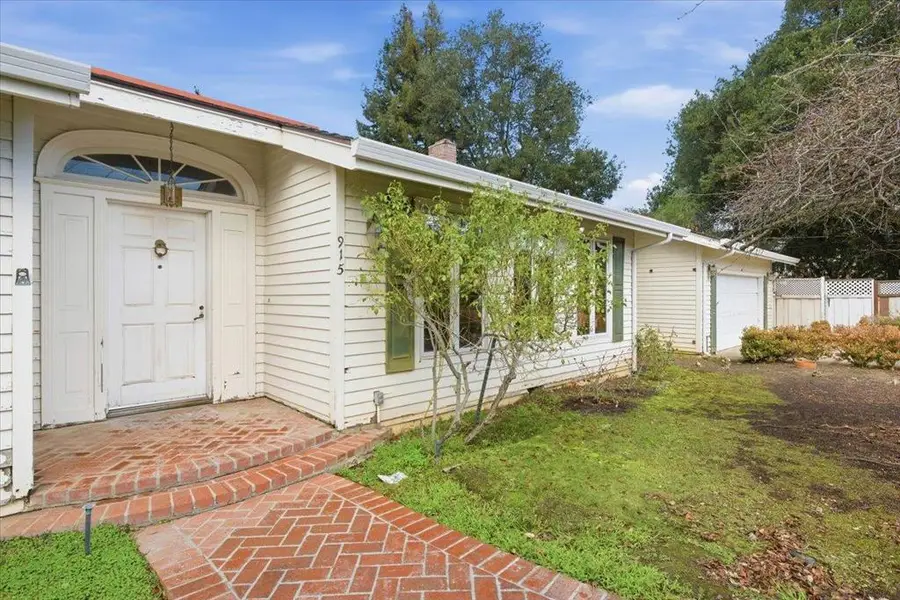 915 Berry Avenue, Los Altos, CA 94024 - Image #3