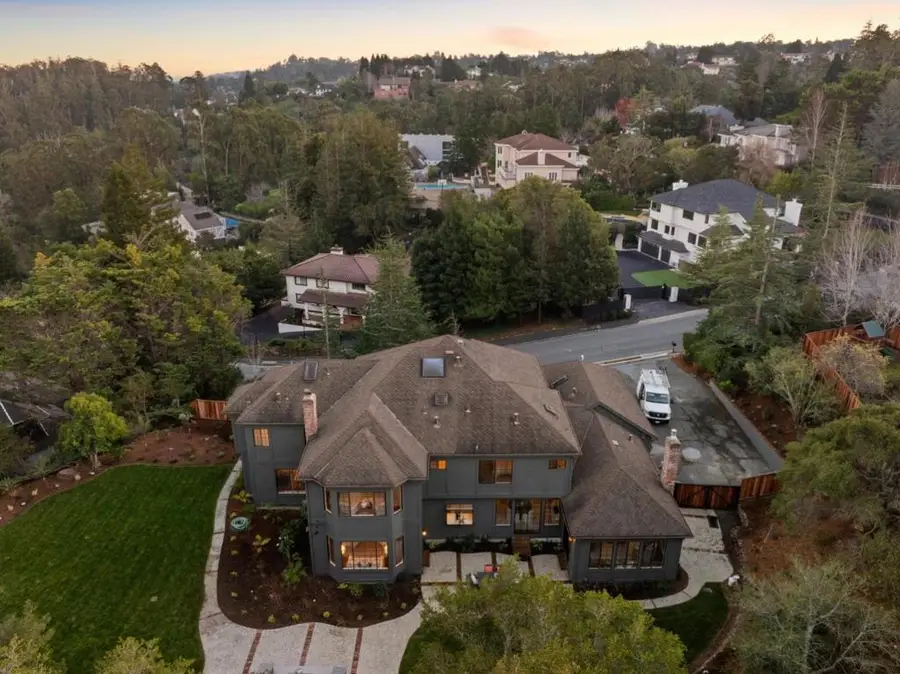 1080 Macadamia Drive, Hillsborough, CA 94010 - Image #3