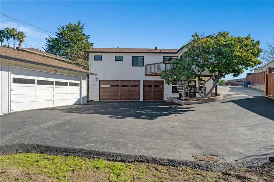 3025 Crystal Heights Drive, Soquel, CA 95073 - Image #2