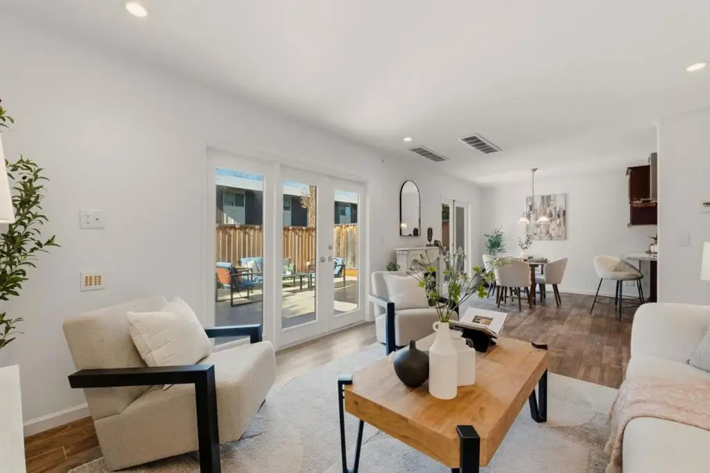 104 E Middlefield Road #B, Mountain View, CA 94043 - Image #1